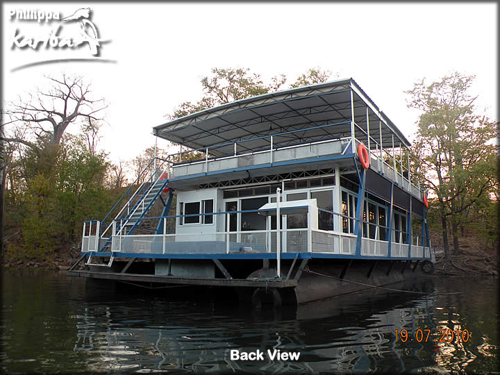 kariba-phillippa-houseboat